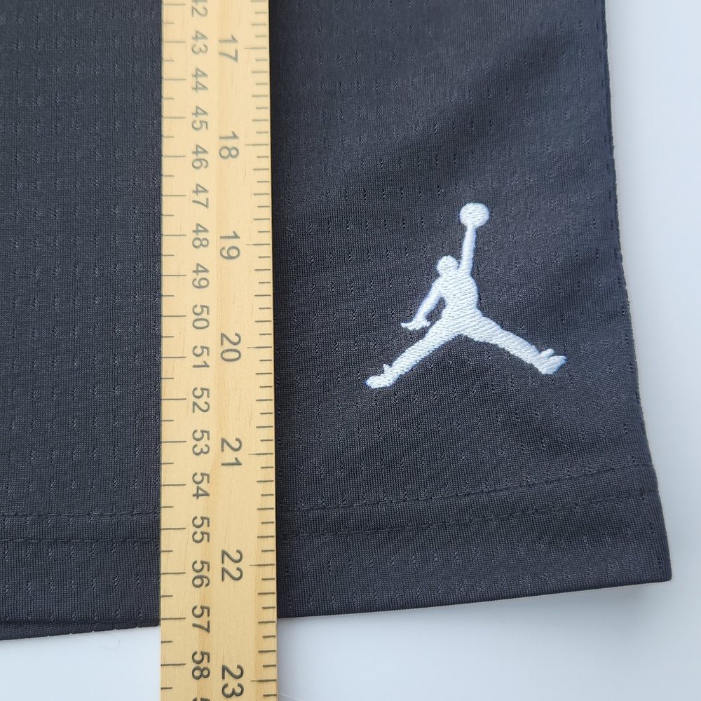 Jordan Boys Basketball Shorts Black – Size XL (13–15 yrs) - Picture 10 of 16